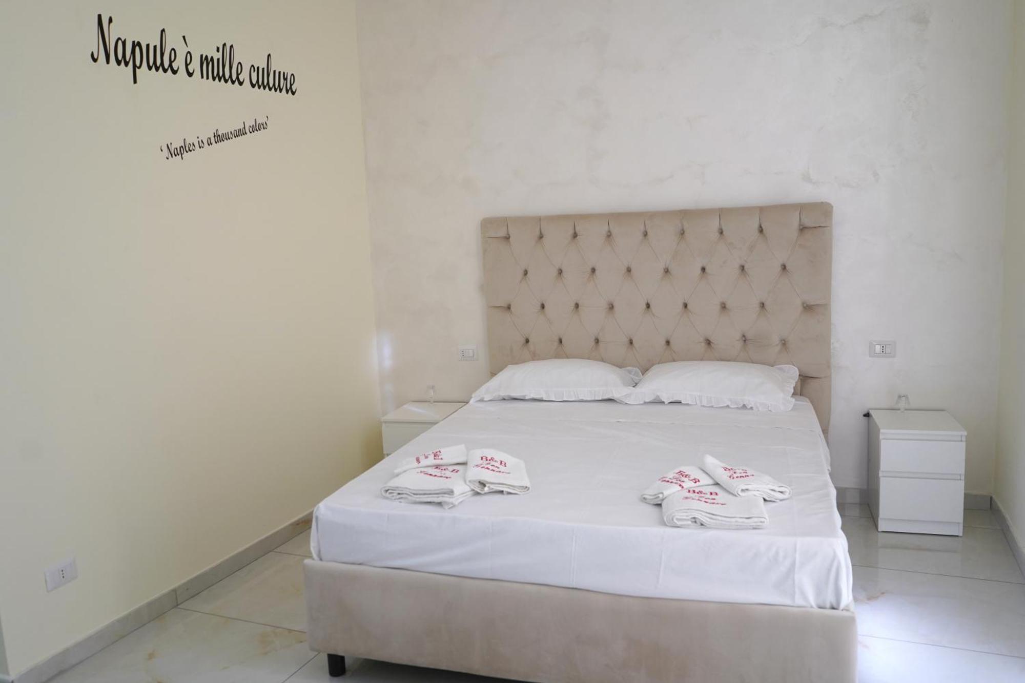 Beb Don Gennaro Bed & Breakfast Наполи Екстериор снимка